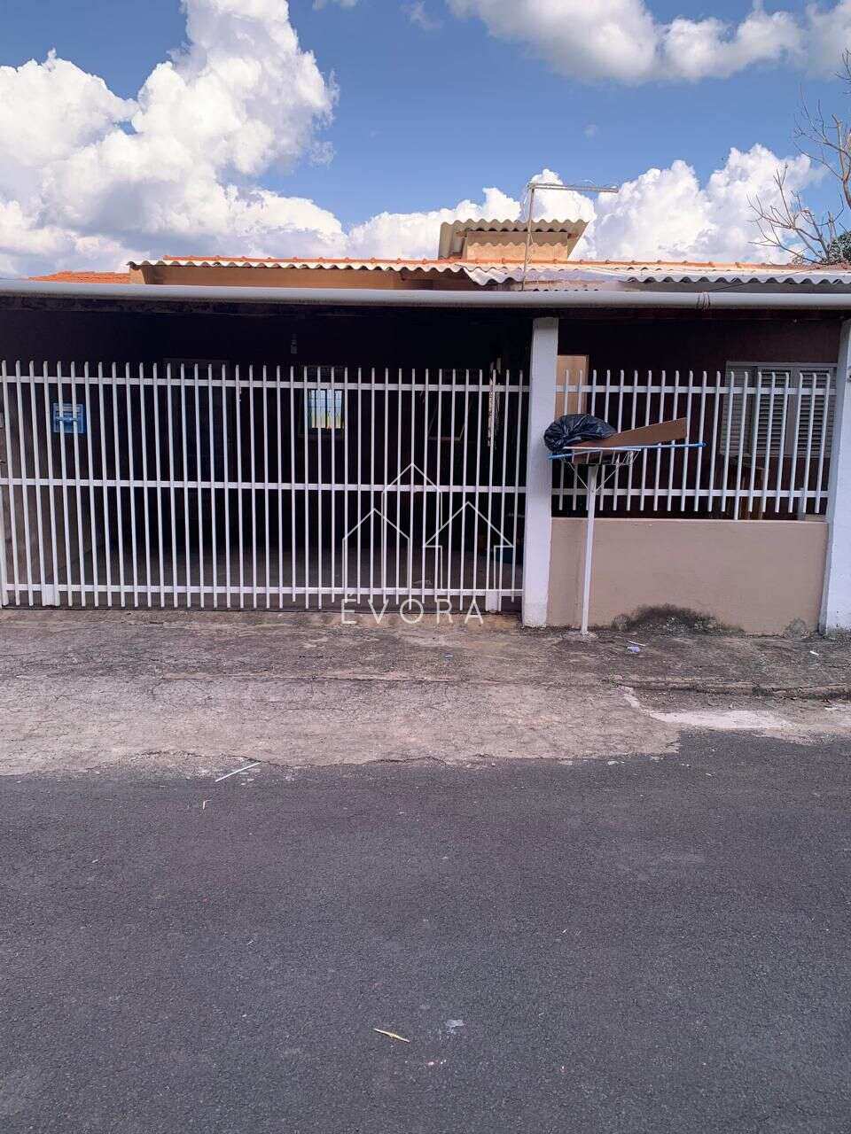 Casa à venda, com 4 quartos, 300m² - Évora Imóveis
