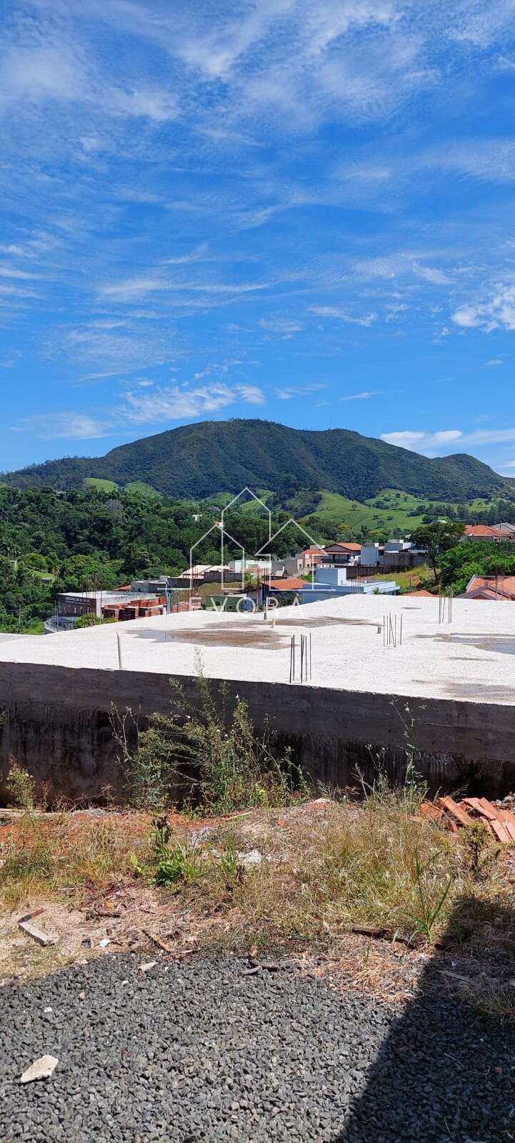 Casa à venda em Águas de Lindóia, VALE DAS ÁGUAS, 250m² - Évora Imóveis