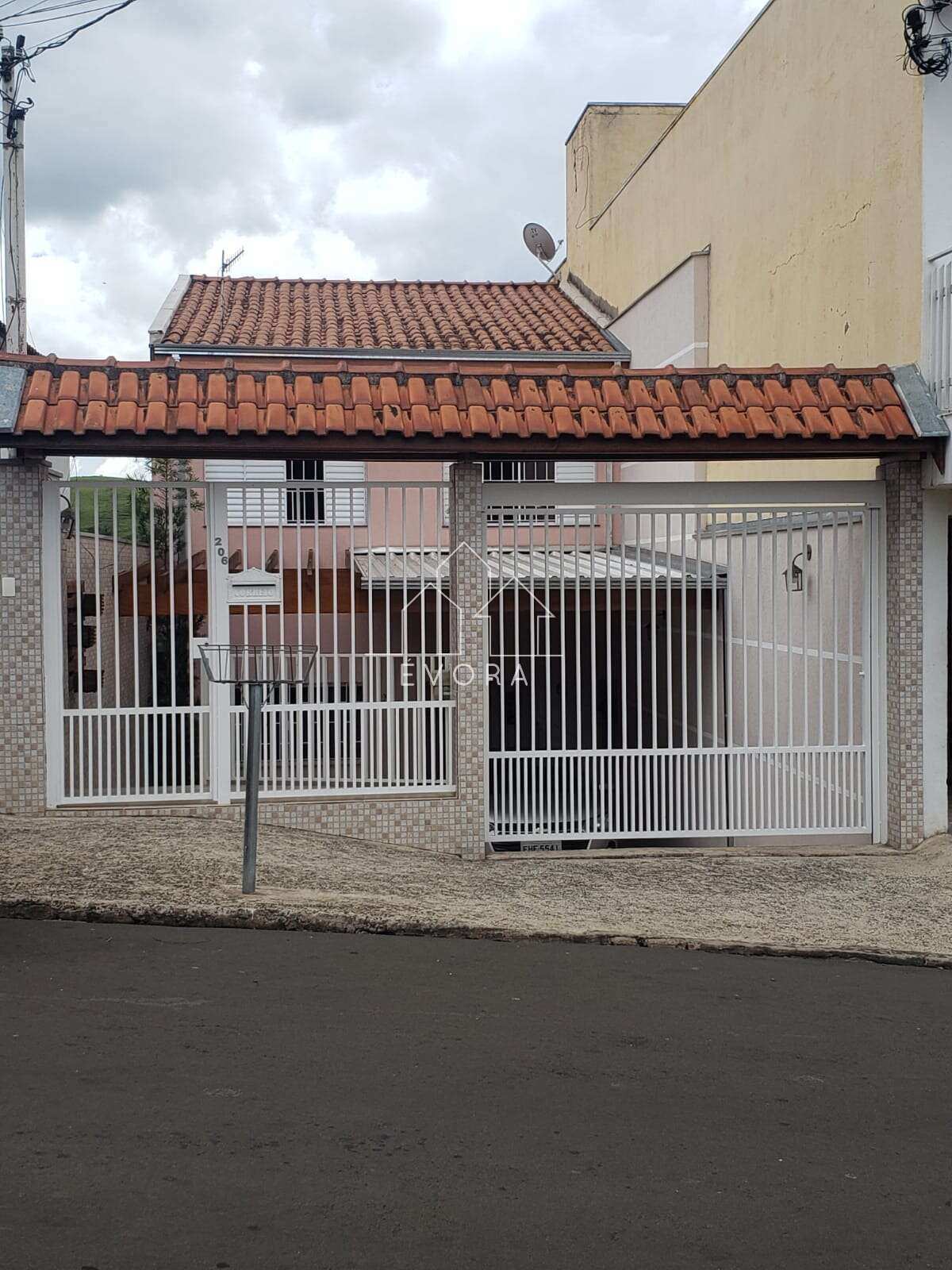 Casa à venda em Monte Sião, Parque Dona Antonieta, com 3 quartos, 150,00m² - Évora Imóveis