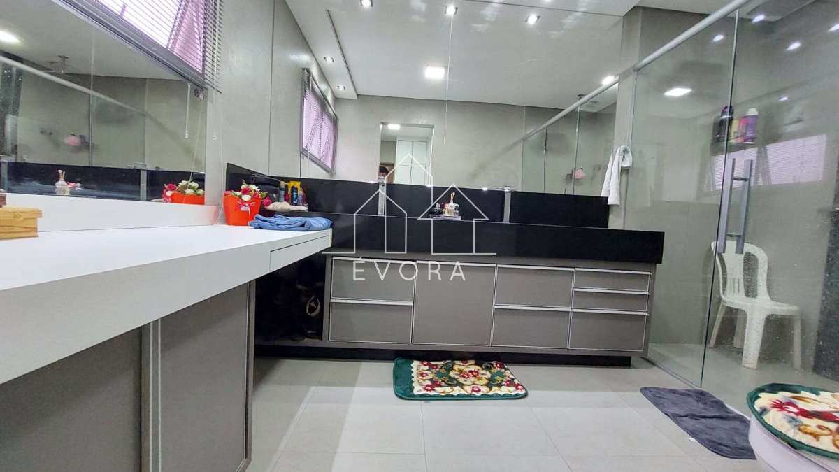 Casa à venda em Monte Sião, Parque Dona Antonieta, com 3 quartos, 536,00m² - Évora Imóveis