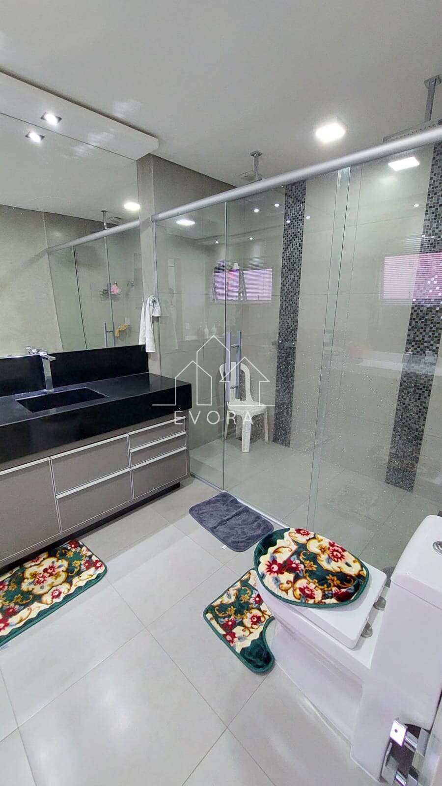 Casa à venda em Monte Sião, Parque Dona Antonieta, com 3 quartos, 536,00m² - Évora Imóveis