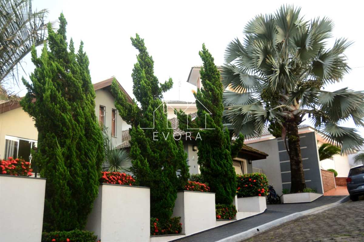 Casa à venda em Monte Sião, Condomínio Zancheta, com 3 quartos - Évora Imóveis