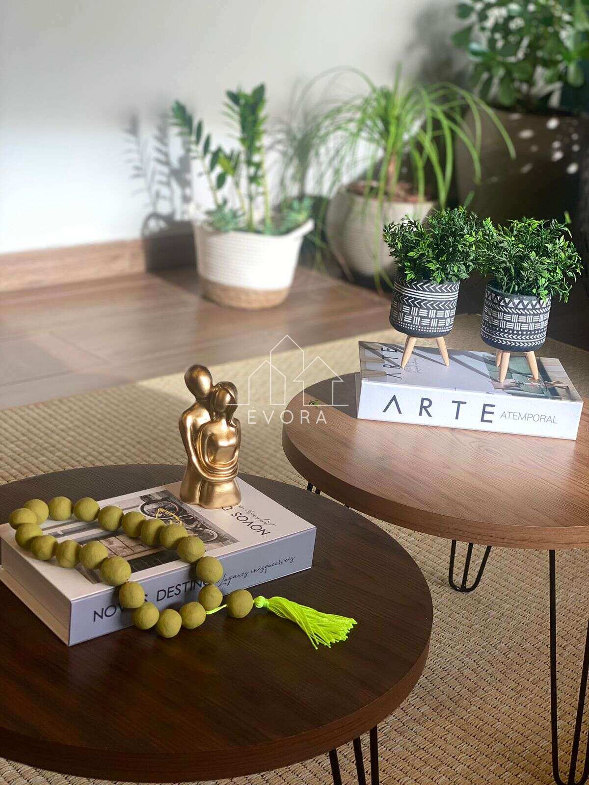 Casa à venda em Monte Sião, Jardim América, com 3 quartos, 400,00m² - Évora Imóveis