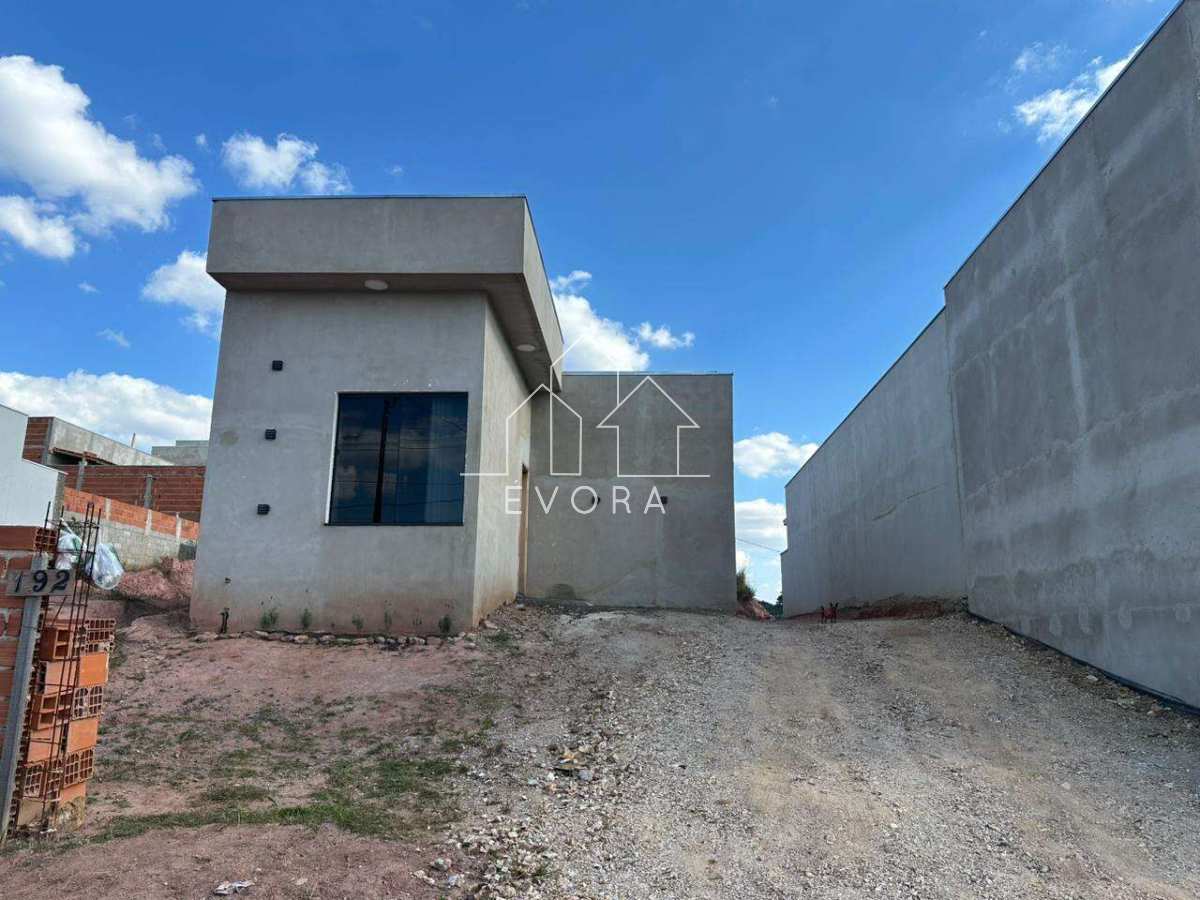 Casa à venda em Monte Sião, Jardim dos Lagos, com 2 quartos - Évora Imóveis