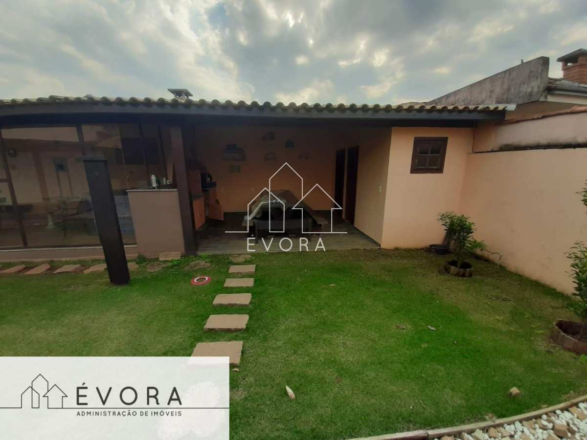 Casa à venda em Monte Sião, Jardim Massa, com 3 quartos - Évora Imóveis