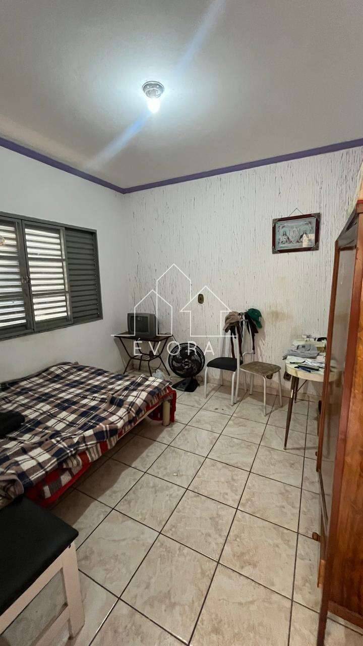 Casa à venda em Monte Sião, Jardim Mathias, com 3 quartos, 290m² - Évora Imóveis