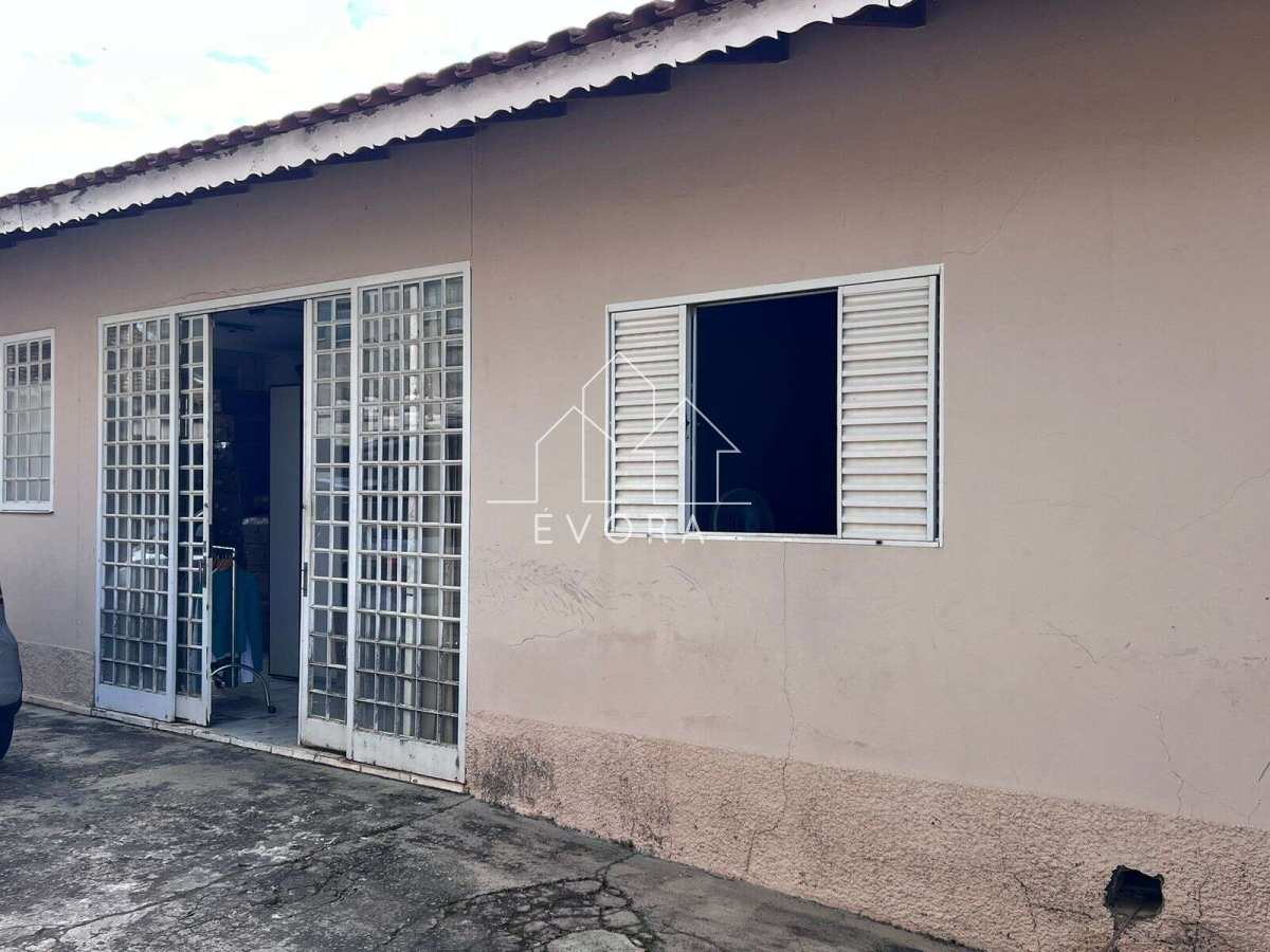 Casa à venda em Monte Sião, Planetário, com 3 quartos - Évora Imóveis