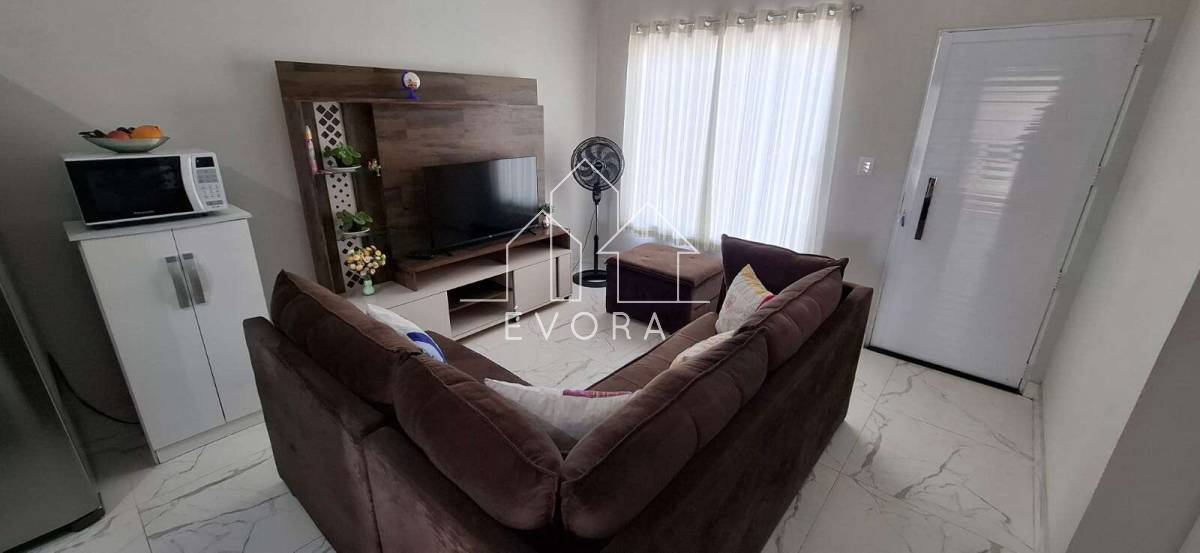 Casa à venda em Monte Sião, Villagio, com 2 quartos, 250m² - Évora Imóveis