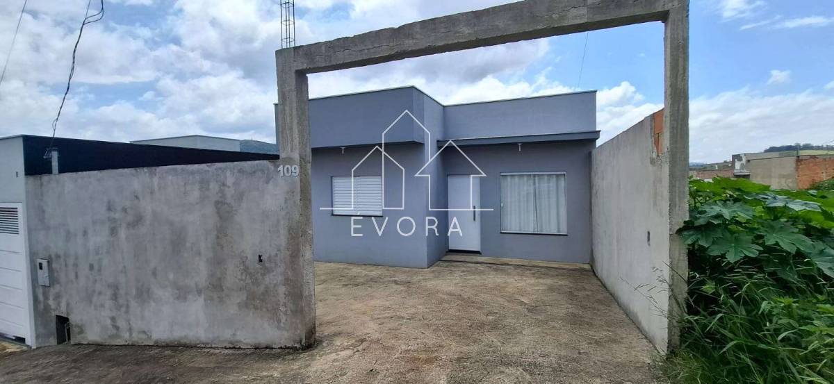 Casa à venda em Monte Sião, Villagio, com 2 quartos, 250m² - Évora Imóveis