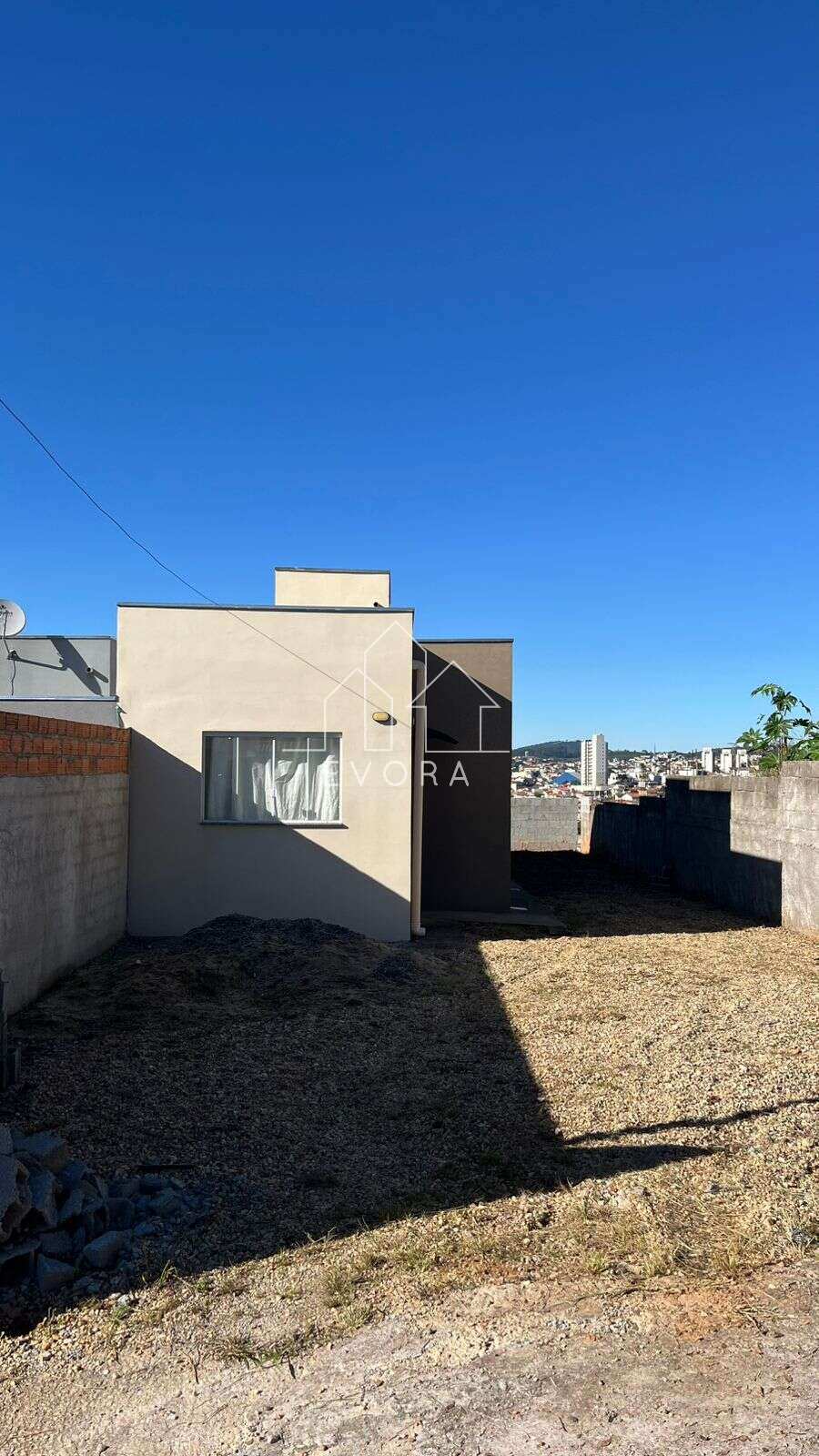 Casa para alugar em Monte Sião, Parque das Fontes, com 2 quartos - Évora Imóveis