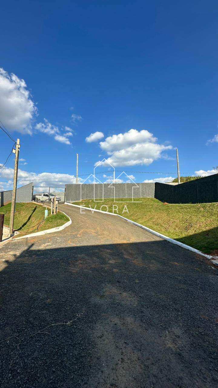 Chácara à venda em Monte Sião, Alves, com 4 quartos - Évora Imóveis