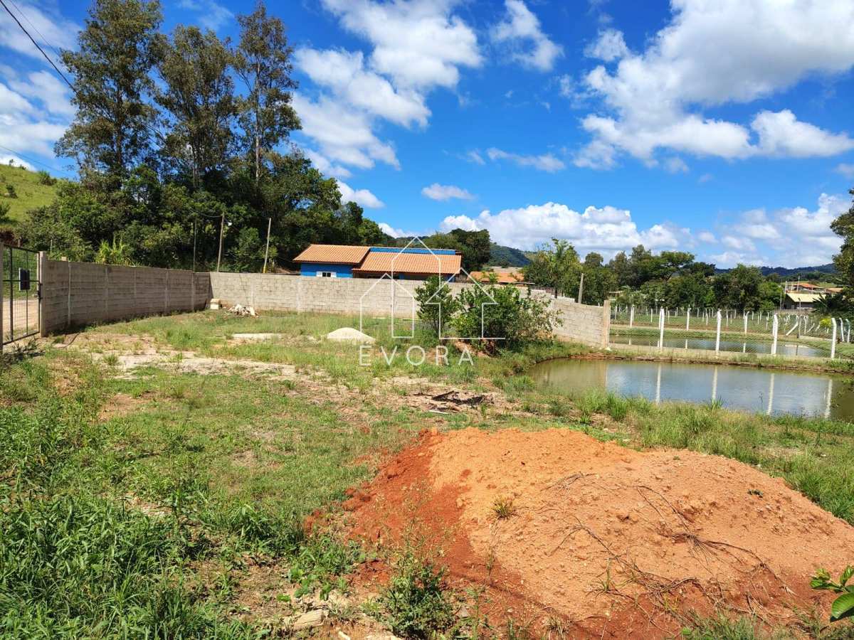 Chácara à venda em Monte Sião, Batinga, 750m² - Évora Imóveis