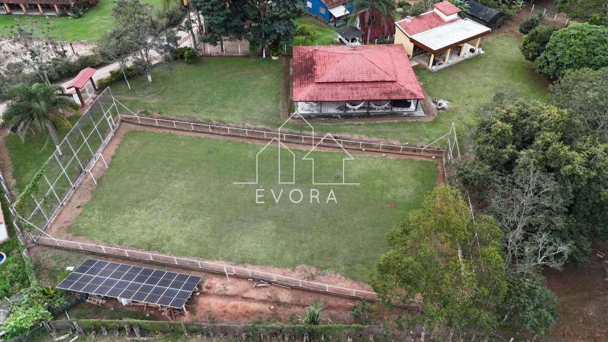 Chácara à venda em Monte Sião, Perobal, com 3 quartos, 6.000m² - Évora Imóveis