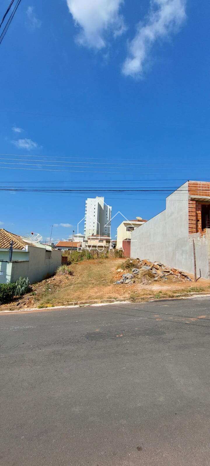 Lote à venda em Monte Sião, Antonieta, 300m² - Évora Imóveis