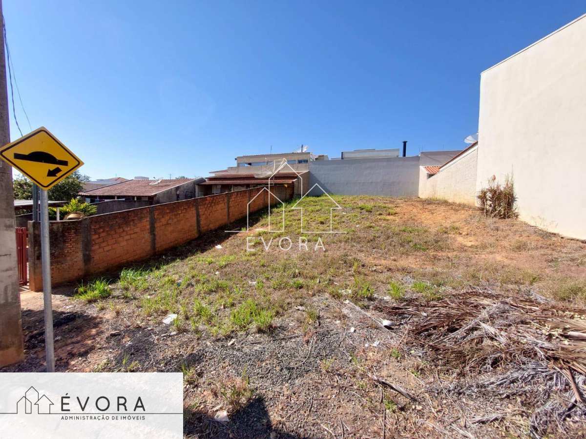 Lote à venda em Monte Sião, Morada Nova, 300,00m² - Évora Imóveis