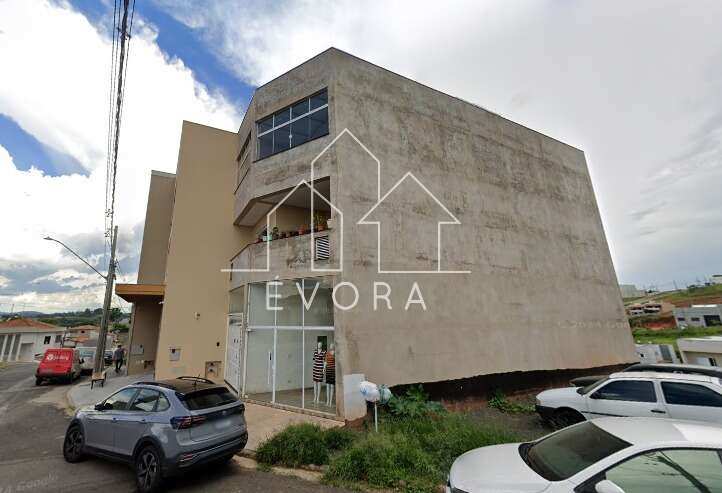 Prédio comercial à venda em Monte Sião, Jardim Massa, 500m² - Évora Imóveis