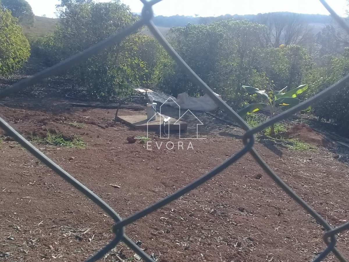 Chácara à venda em Monte Sião, Carapiá, com 5 quartos, 20000m² - Évora Imóveis