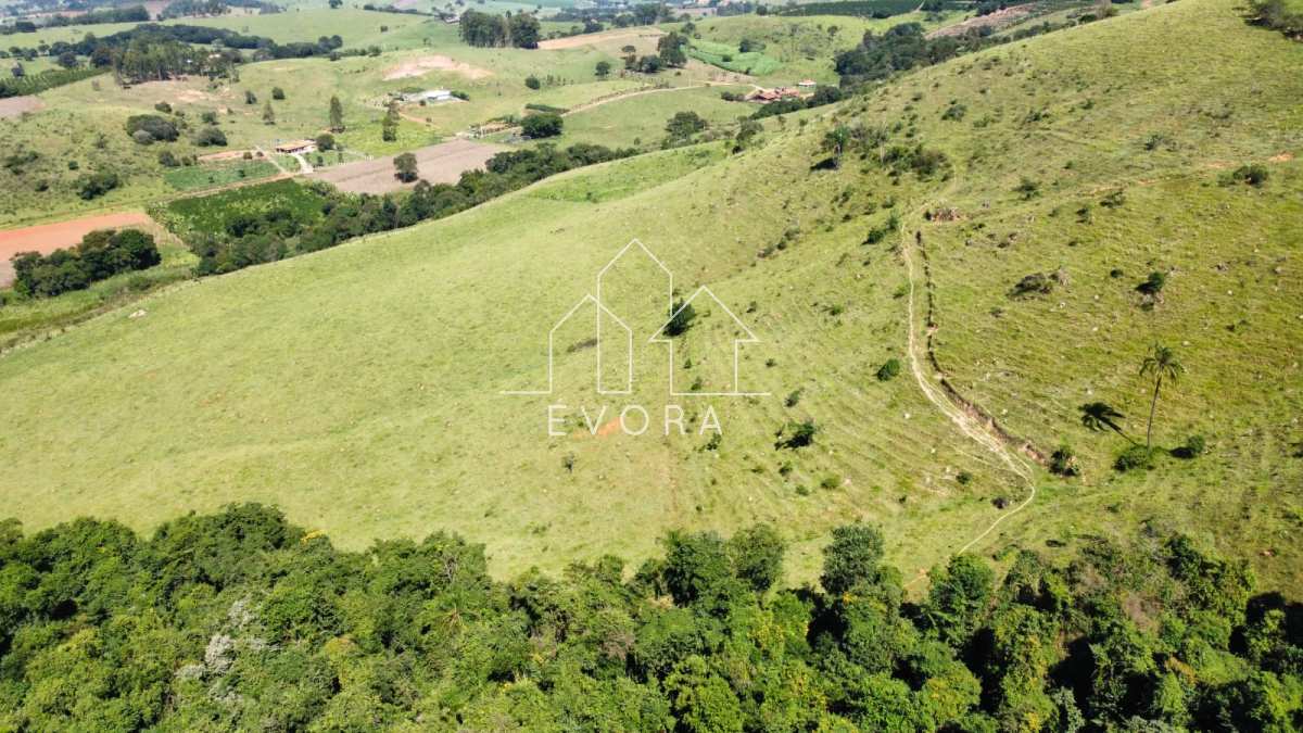 Sítio à venda em Monte Sião, Farias, 2Alqueires Paulista - Évora Imóveis