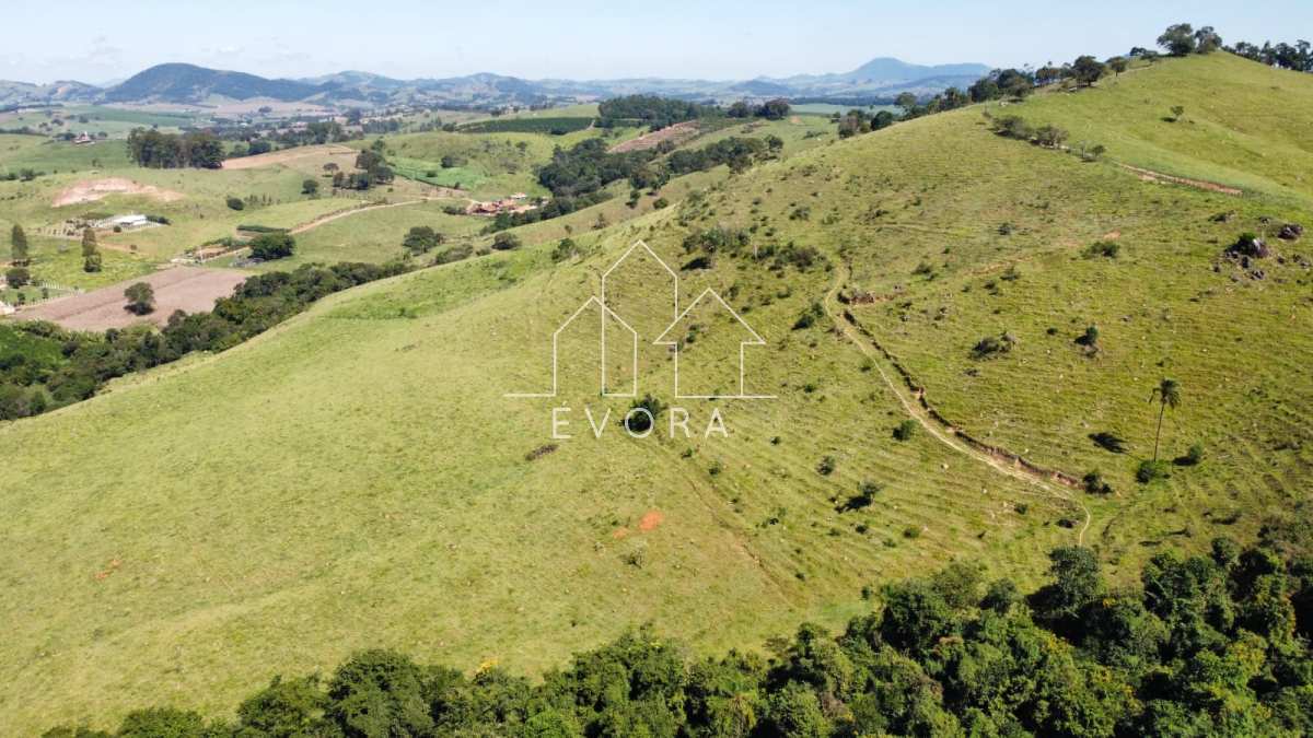 Sítio à venda em Monte Sião, Farias, 2Alqueires Paulista - Évora Imóveis